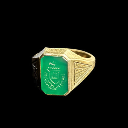 AWESOME 10K Vintage Signet Ring from 1965 w Intaglio, Size 6. Estate Collection