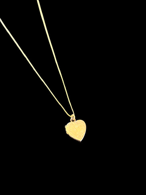 Sweet Vintage Heart Locket on Modern Box Link Chain, 14K Yellow Gold, 18". Estate Collection