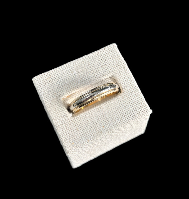 Vintage "ArtCarved" 14K White & Yellow Gold Band Ring, Size 10.5 Tight, 4.5MM Estate Collection.