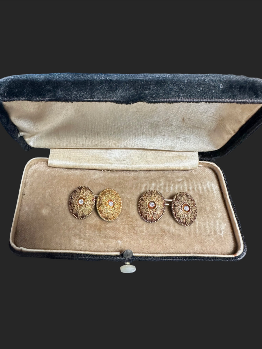 Antique Victorian 14-Karat Gold Granulated Gold & Diamond Cufflinks. 4 Old European Diamonds=.16CTTW F/VS