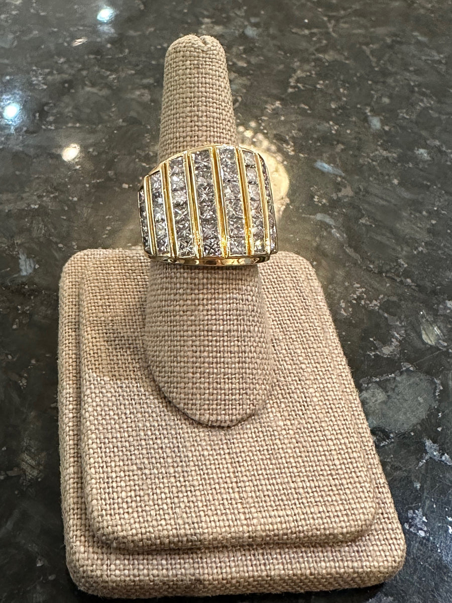Important Rene Boivin 7.75CTTW Diamond Channel Ring in 18K Yellow Gold, Hallmarked & Signed. Estate Collection