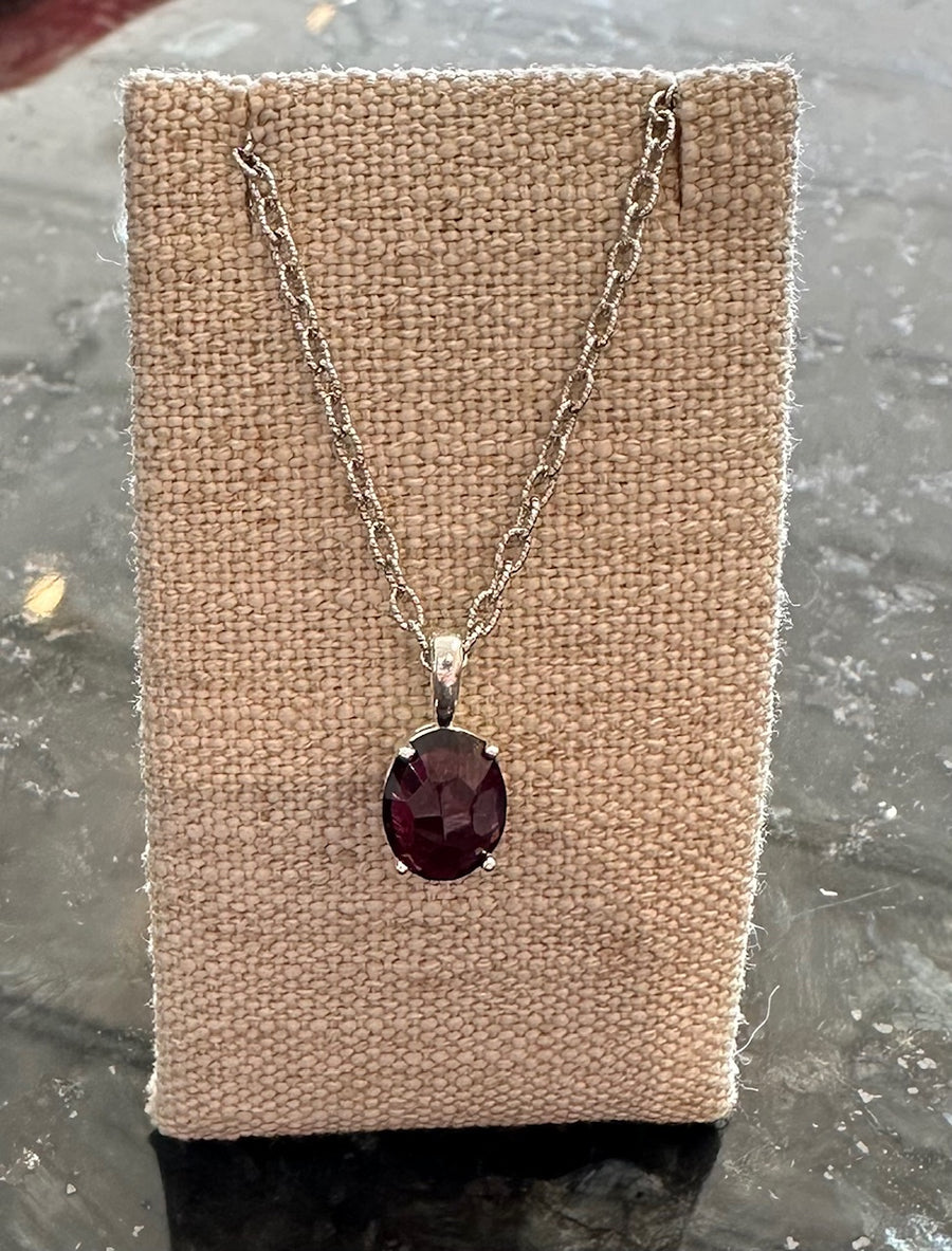 2.30CT Oval Garnet set in Sterling Silver on Awesome 20" Designer Chain