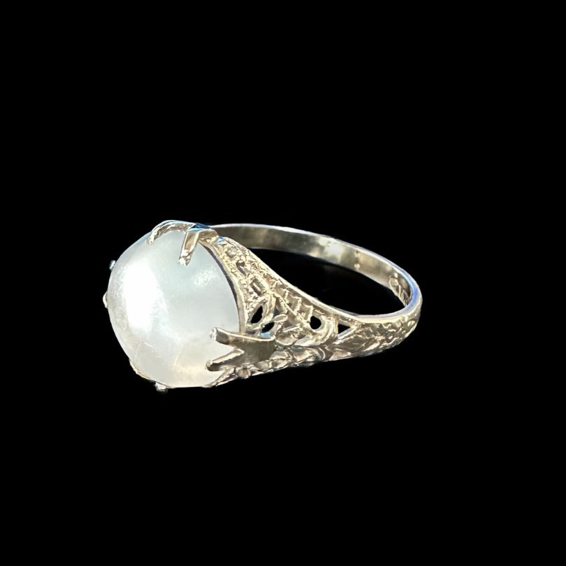 Antique 14K Moonstone Cabochon Ring, Size 4. Estate Collection