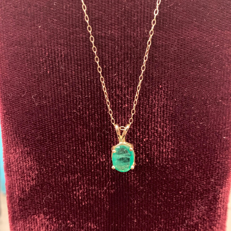 Oval Emerald Necklace in 14KY, E=Estimated 1.18CT