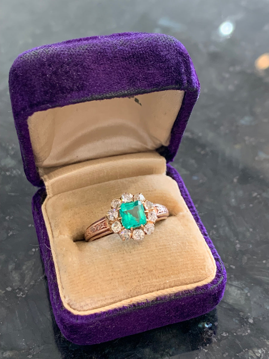 Antique Emerald & Diamond Halo Ring in 14K Yellow Gold, Finger Size 6.