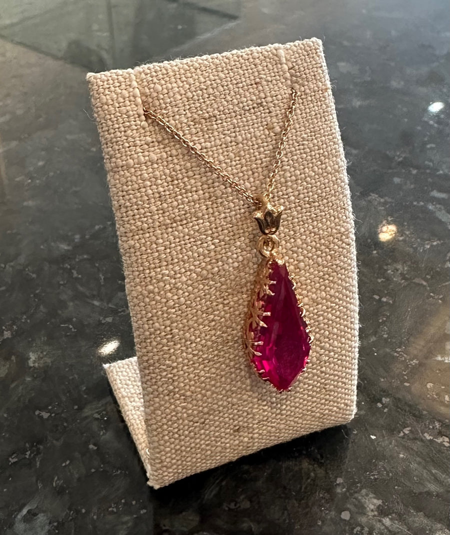 GORGEOUS Russian Hallmarked Synthetic Ruby Kite Shaped Pendant & Chain in 14K Rose Gold, 18"